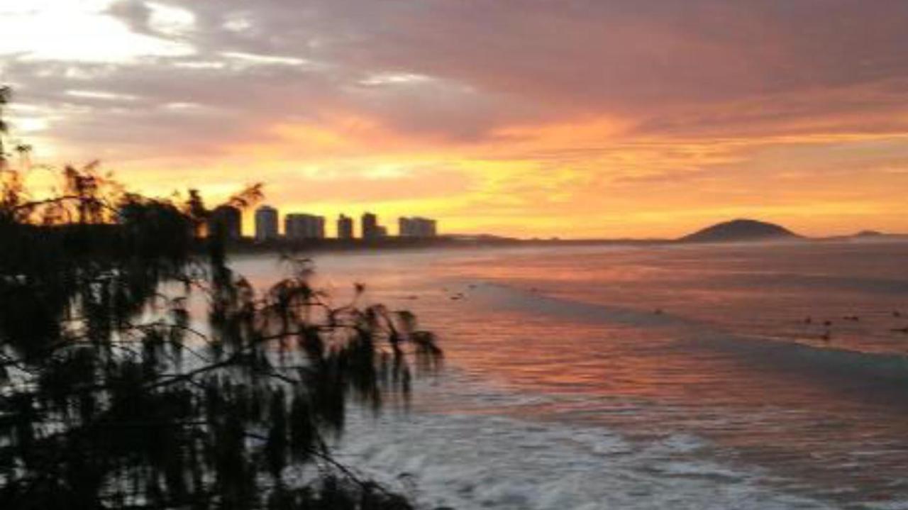 Seascapeatalexbeach Budget Accomodation Alexandra Headland Buitenkant foto
